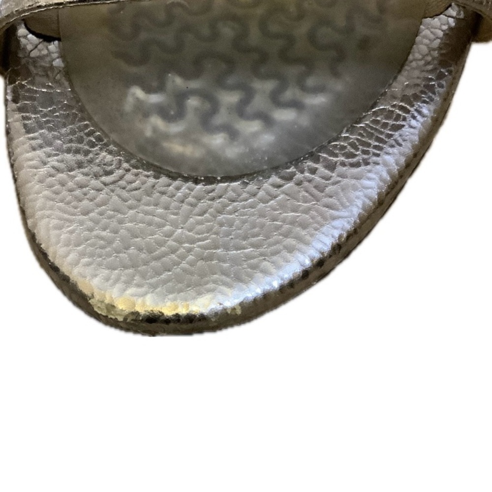 Tory Burch Elana Leather Heels - Picture 4 of 5